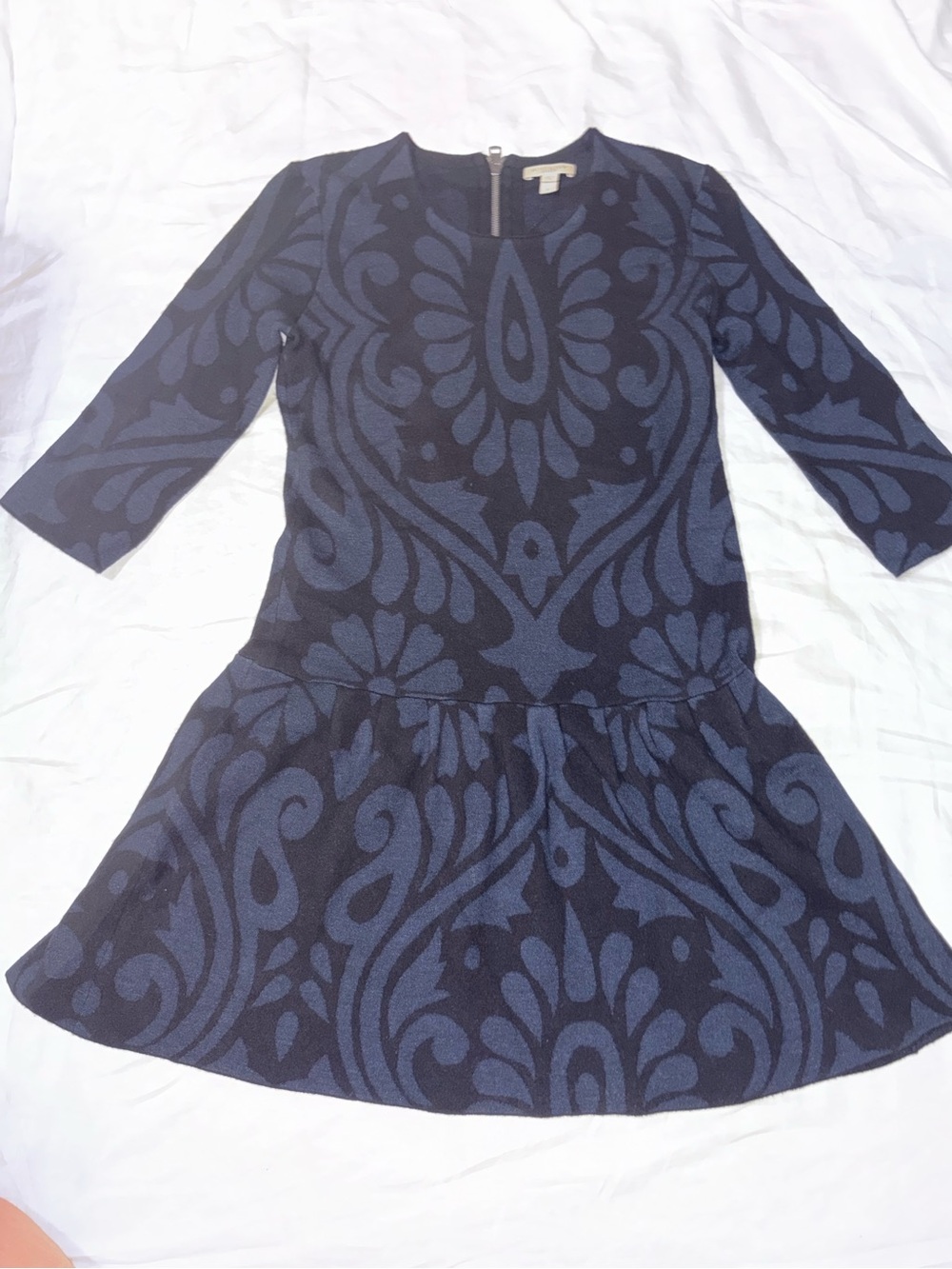 RARE like new Burberry Silk blend knit printed 3/4 sleeve  Mini Dress Sz med